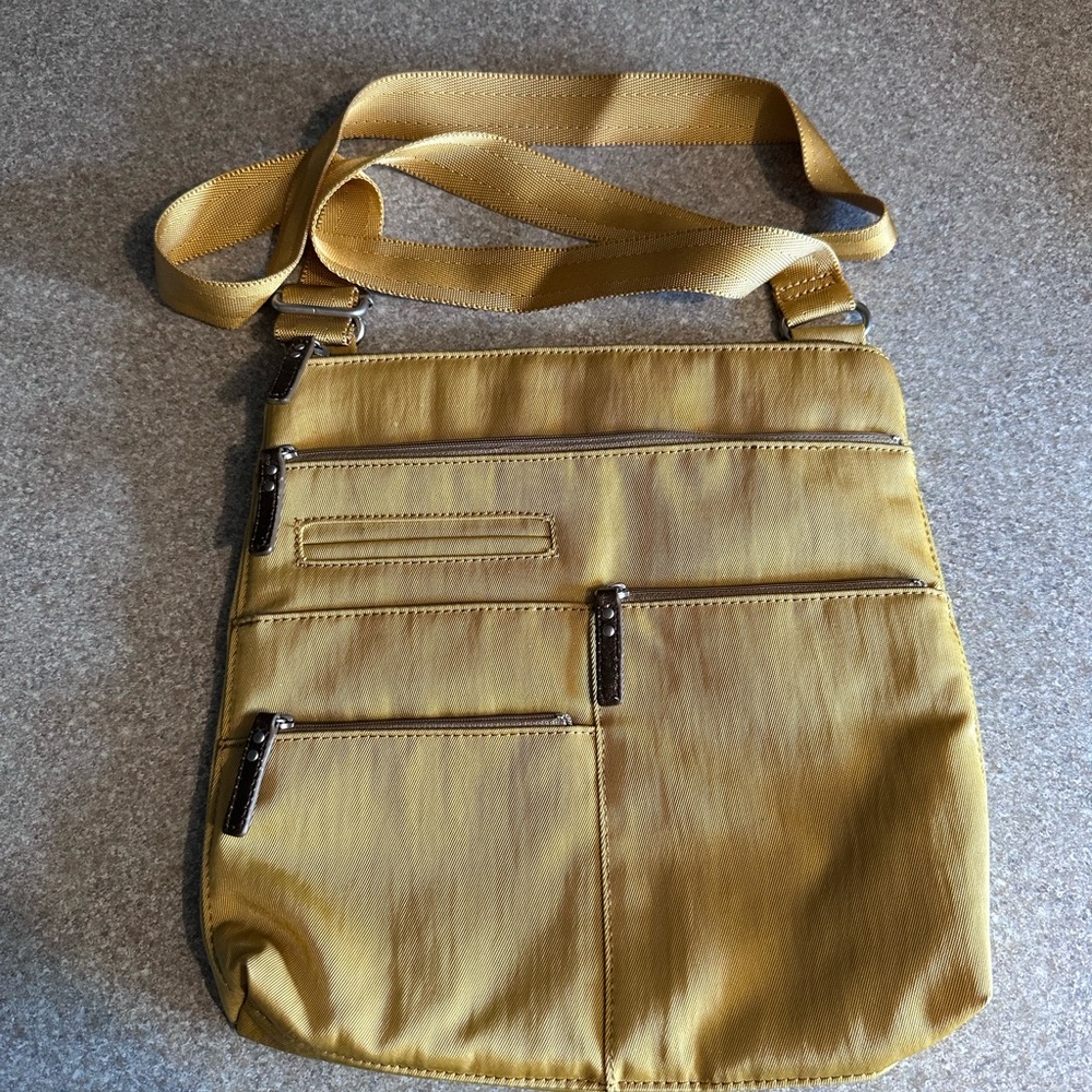 Highway Nico Small Multi Pocket Bag